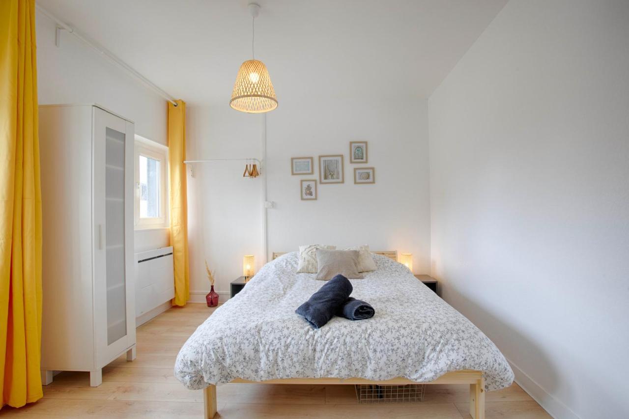 Le P'Tit Parisien Apartment Флерс Екстериор снимка